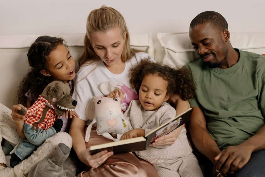 family looking at a memoir created through memoir writing package